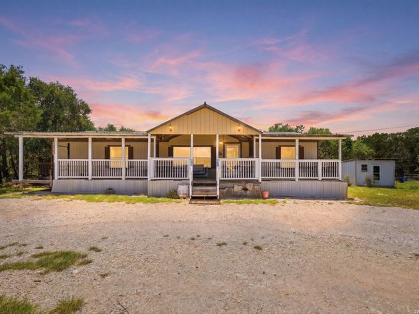 885 BRUSHY CREEK DR, Lakehills, TX 78063