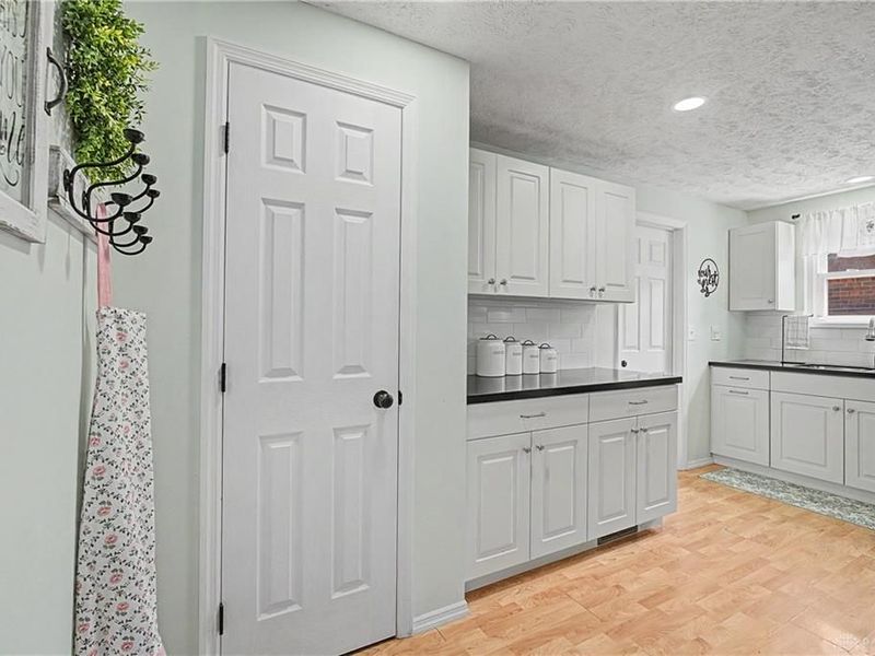 6078 Shull Road, Huber Heights, OH 45424 Photo 20