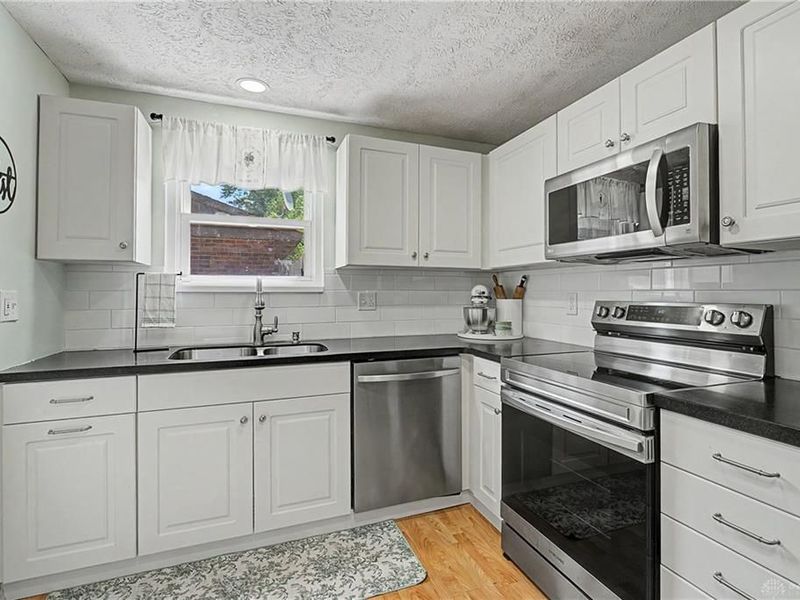 6078 Shull Road, Huber Heights, OH 45424 Photo 21
