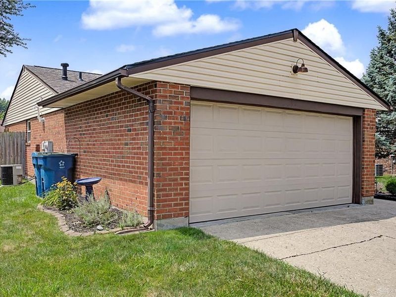 6078 Shull Road, Huber Heights, OH 45424 Photo 3