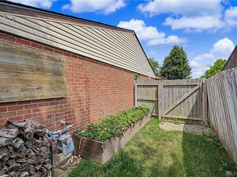6078 Shull Road, Huber Heights, OH 45424 Photo 38