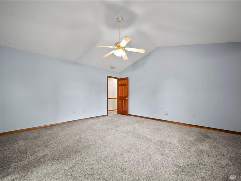 525 Burdick Drive, Washington Court House, OH 43160 Photo 11
