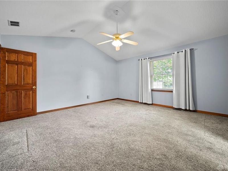 525 Burdick Drive, Washington Court House, OH 43160 Photo 12