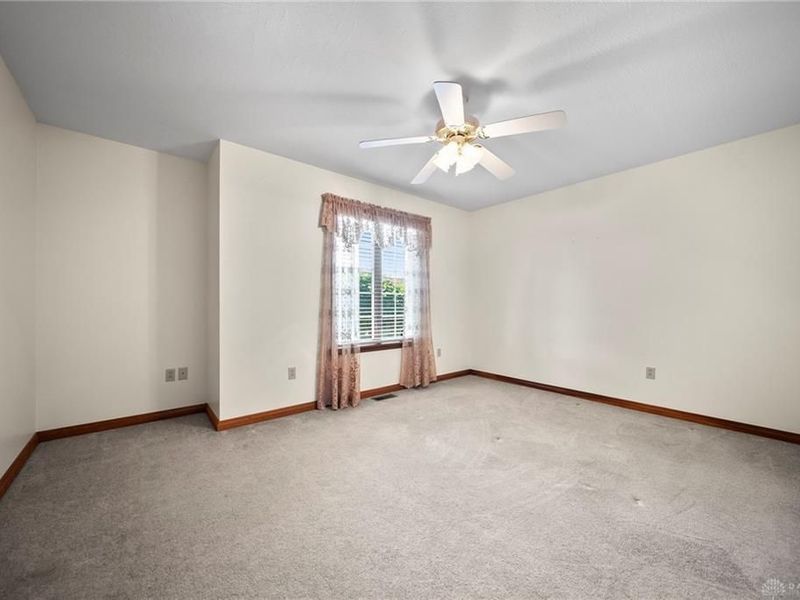 525 Burdick Drive, Washington Court House, OH 43160 Photo 15