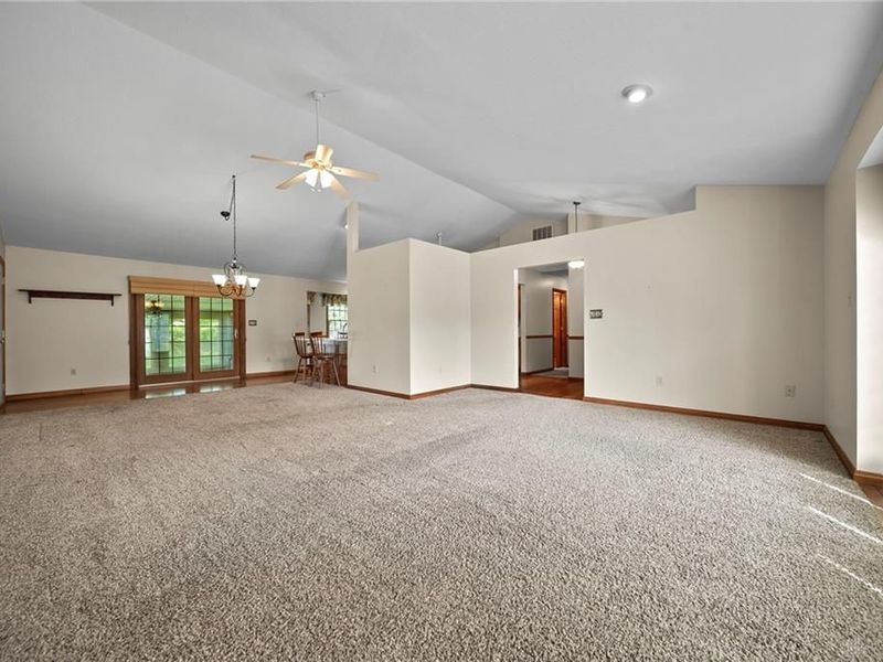 525 Burdick Drive, Washington Court House, OH 43160 Photo 26