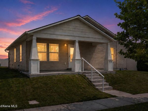 8696 N Spokane St , Post Falls, ID 83854
