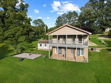 1121 Cunningham Lane, Cadiz, KY 42211