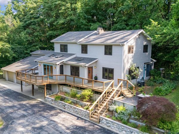 500 Tuttle Road, Baroda, MI 49101