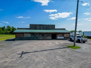 880 Newport Gray Rd , Newport, NY 13416