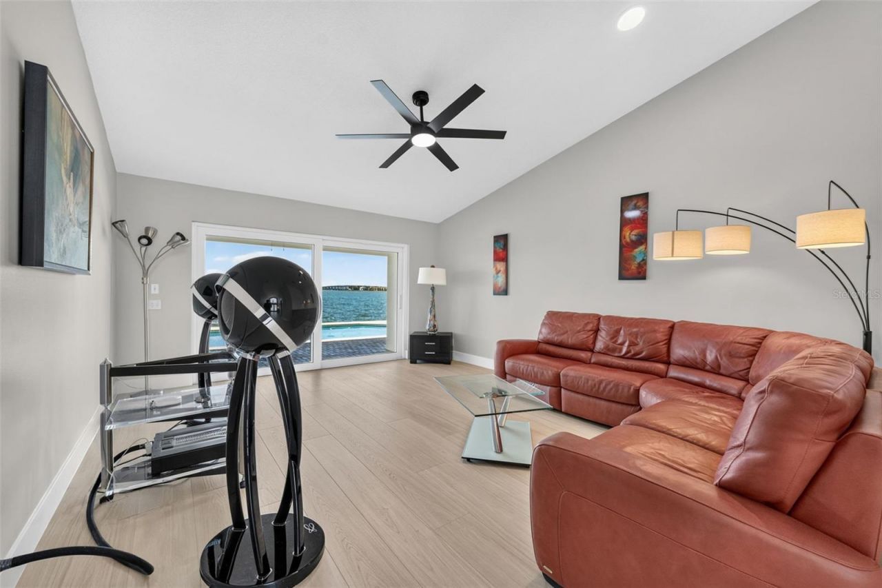 2936 68th Avenue S, Saint Petersburg, FL 33712 Photo