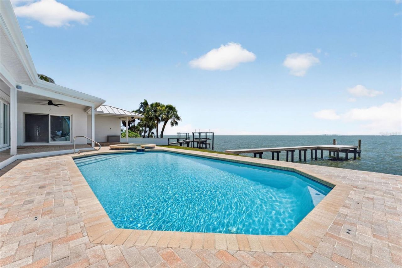 2936 68th Avenue S, Saint Petersburg, FL 33712 Photo