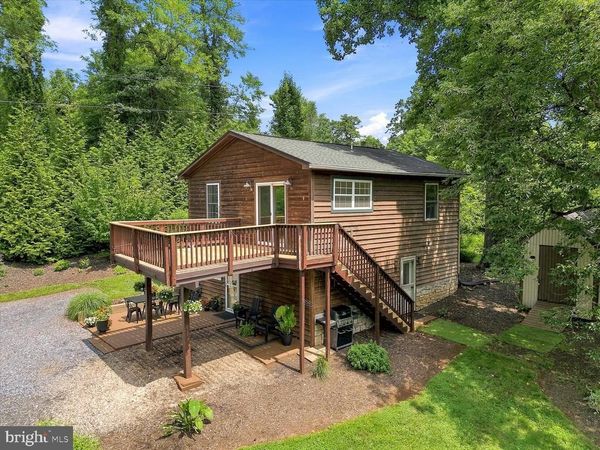 32 PARNASSUS ROAD, LINDEN, VA 22642