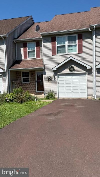 198 KIEFFER COURT , TELFORD, PA 18969