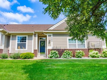 988 Daylily Drive, Victoria, MN 55386