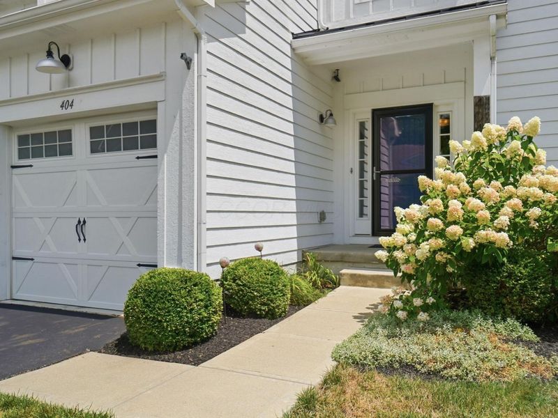 404 Hawking Drive , Galena, OH 43021 Photo 2