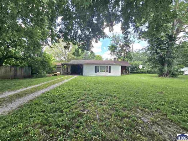 1820 N 28th Street, Terre Haute, IN 47804