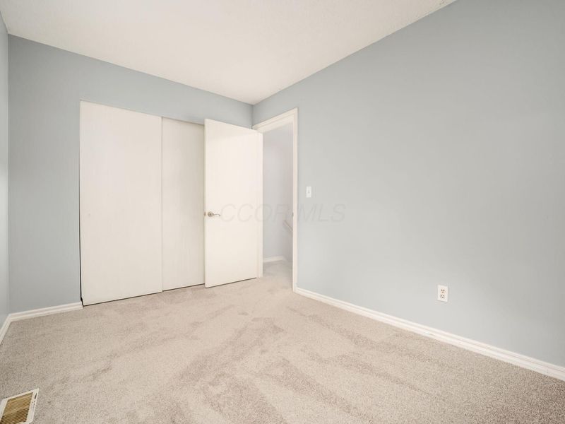 497 Foxtrail Circle E, Westerville, OH 43081 Photo 12