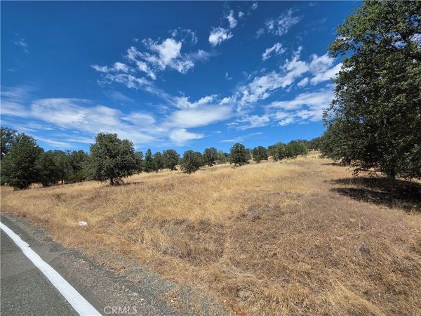 1910 New Long Valley, Clearlake Oaks, CA 95423