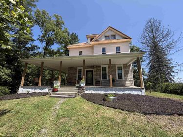 1616 Country Club Road, Fairmont, WV 26554
