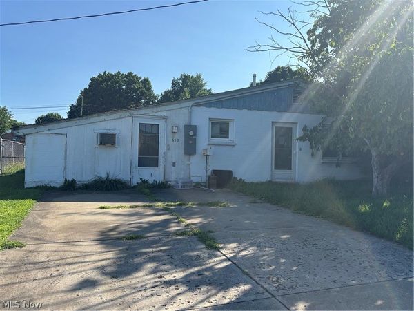 612 33rd Street , Parkersburg, WV 26101