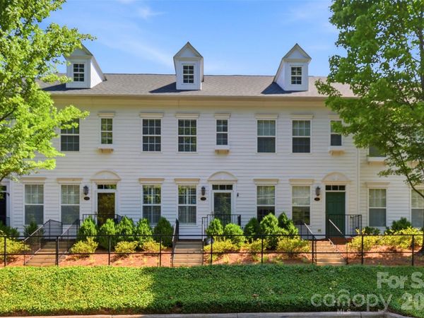 312 Park Square Place , Matthews, NC 28105