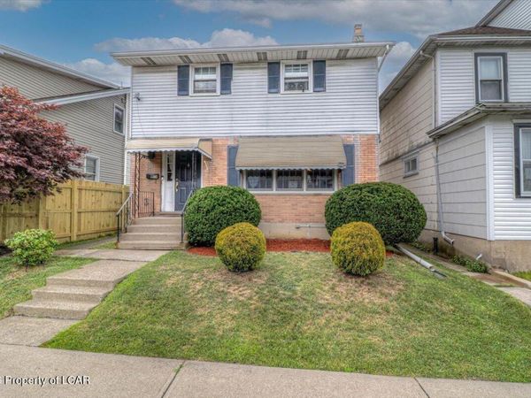 409 Carleton Avenue, Hazleton, PA 18201