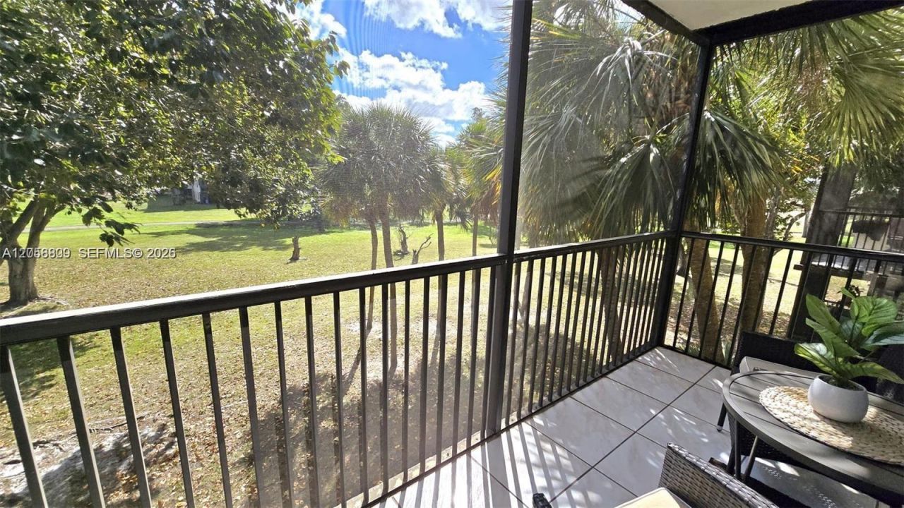 5530 NW 44th St , Unit 306C, Lauderhill, FL 33319 Photo