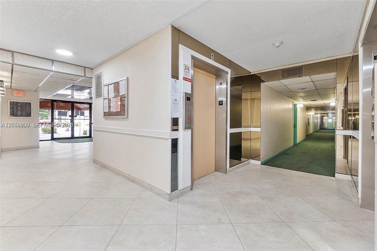 5530 NW 44th St , Unit 306C, Lauderhill, FL 33319 Photo