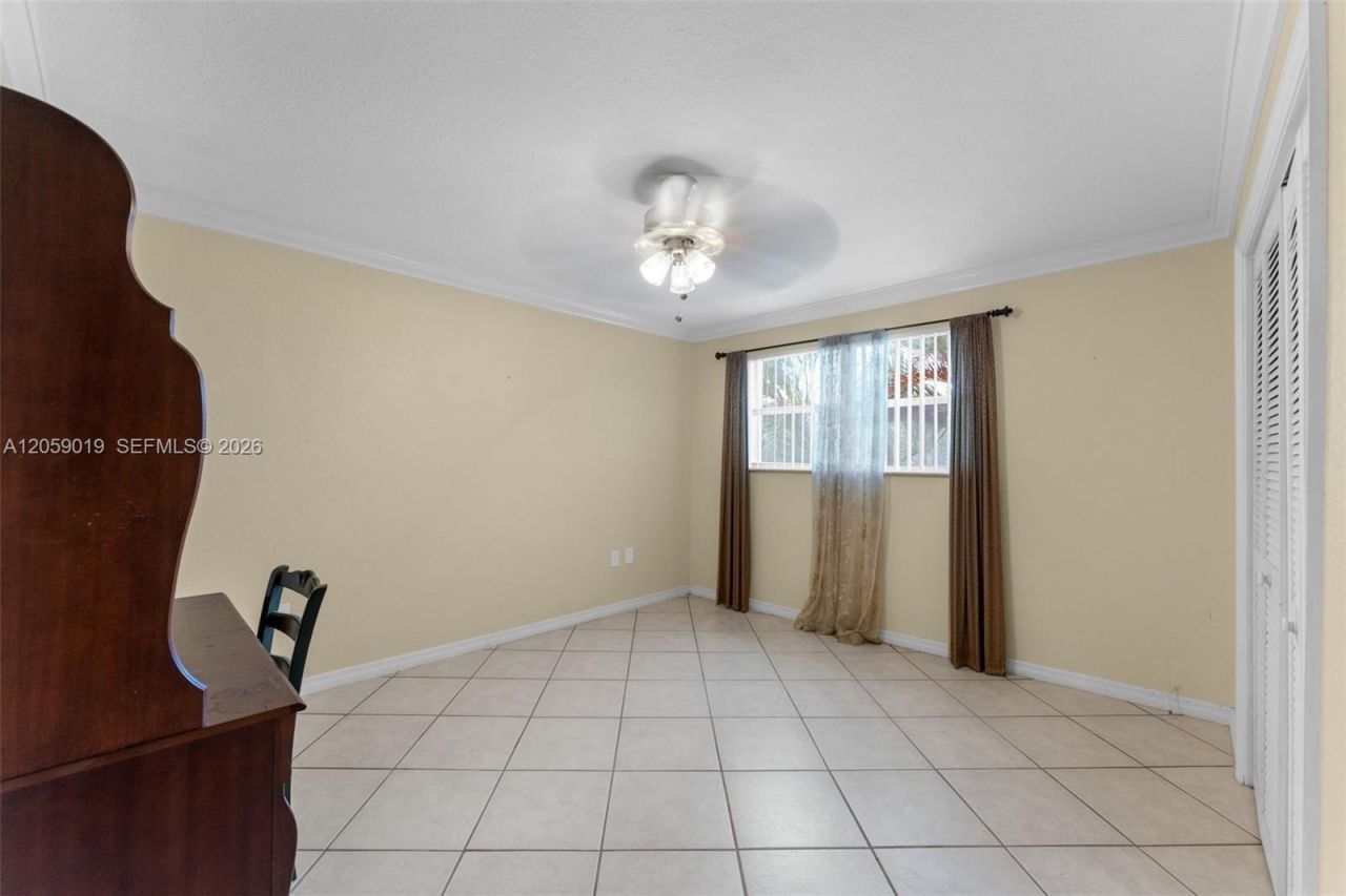 9110 SW 203rd Ter , Cutler Bay, FL 33189 Photo