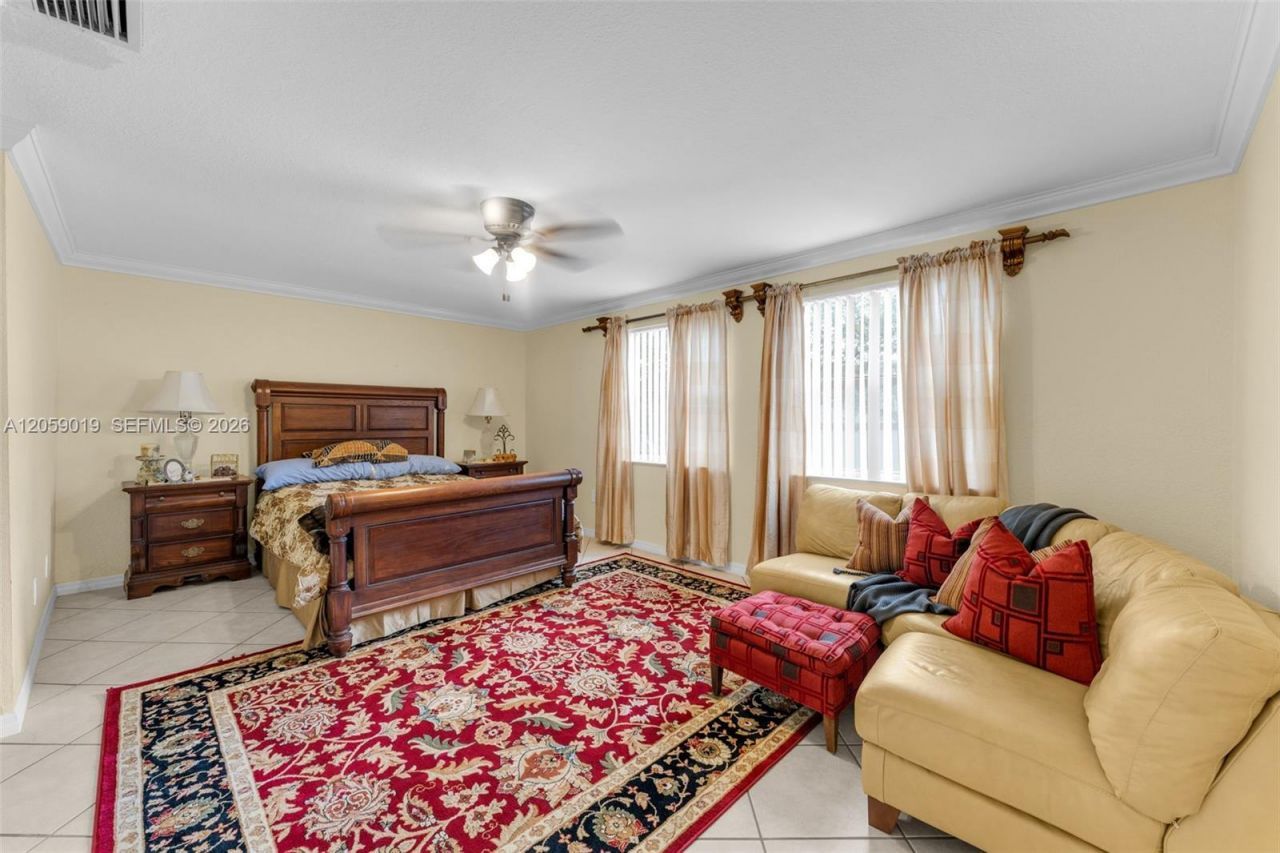 9110 SW 203rd Ter , Cutler Bay, FL 33189 Photo