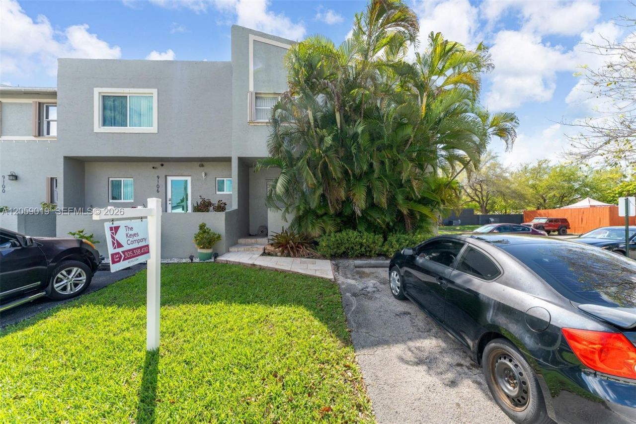 9110 SW 203rd Ter , Cutler Bay, FL 33189 Photo
