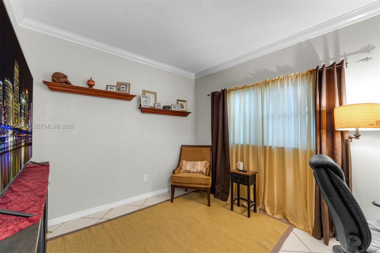 9110 SW 203rd Ter , Cutler Bay, FL 33189 Photo