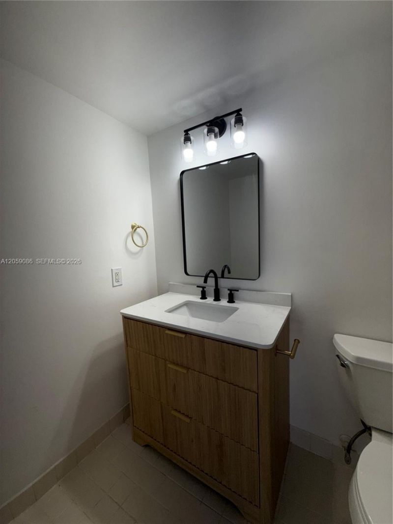 510 S Park Rd , Unit 23-10, Hollywood, FL 33021 Photo