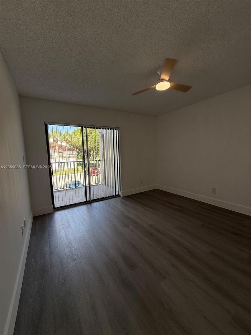 510 S Park Rd , Unit 23-10, Hollywood, FL 33021 Photo