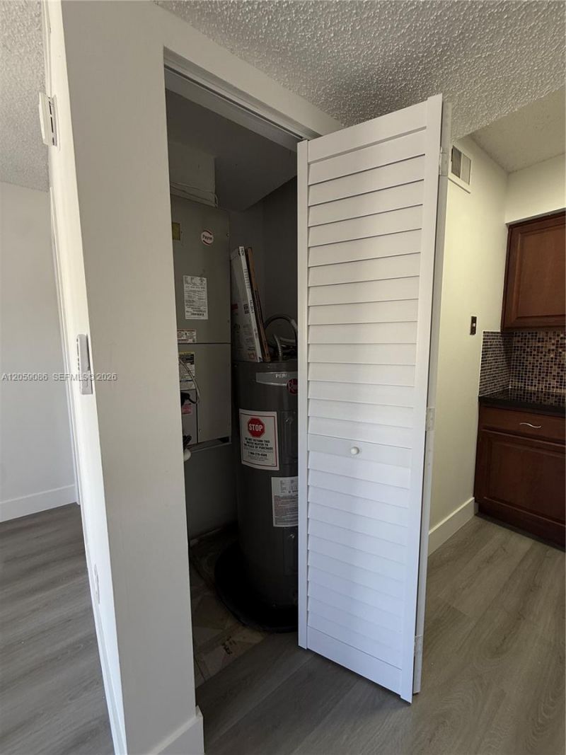 510 S Park Rd , Unit 23-10, Hollywood, FL 33021 Photo