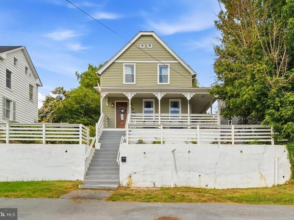 811 E B STREET, BRUNSWICK, MD 21716