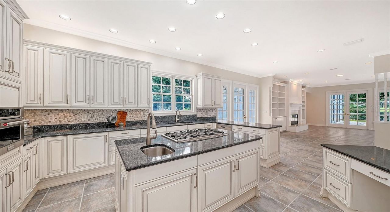 916 Macewen Drive, Osprey, FL 34229 Photo
