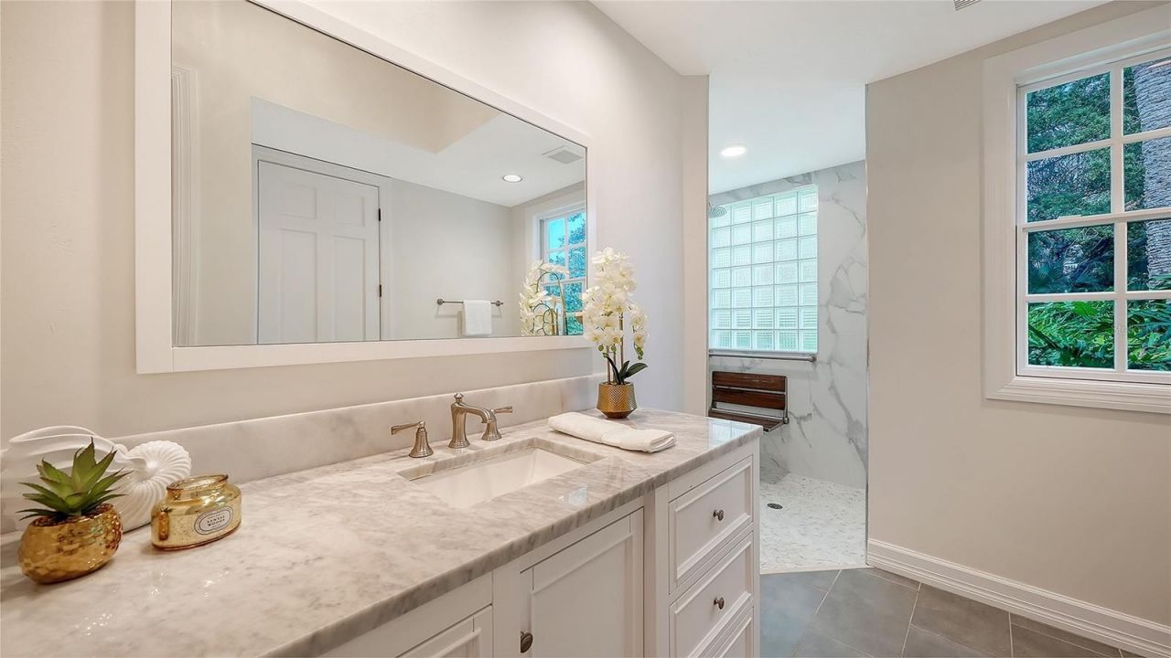 916 Macewen Drive, Osprey, FL 34229 Photo