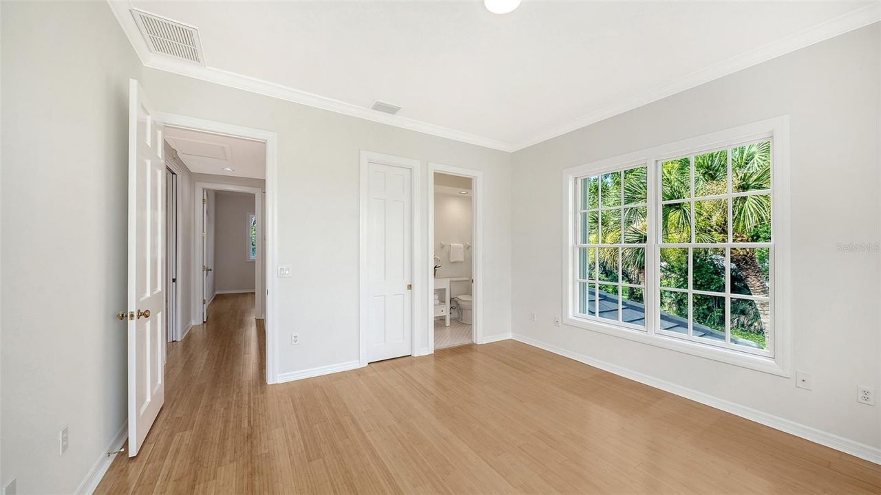 916 Macewen Drive, Osprey, FL 34229 Photo