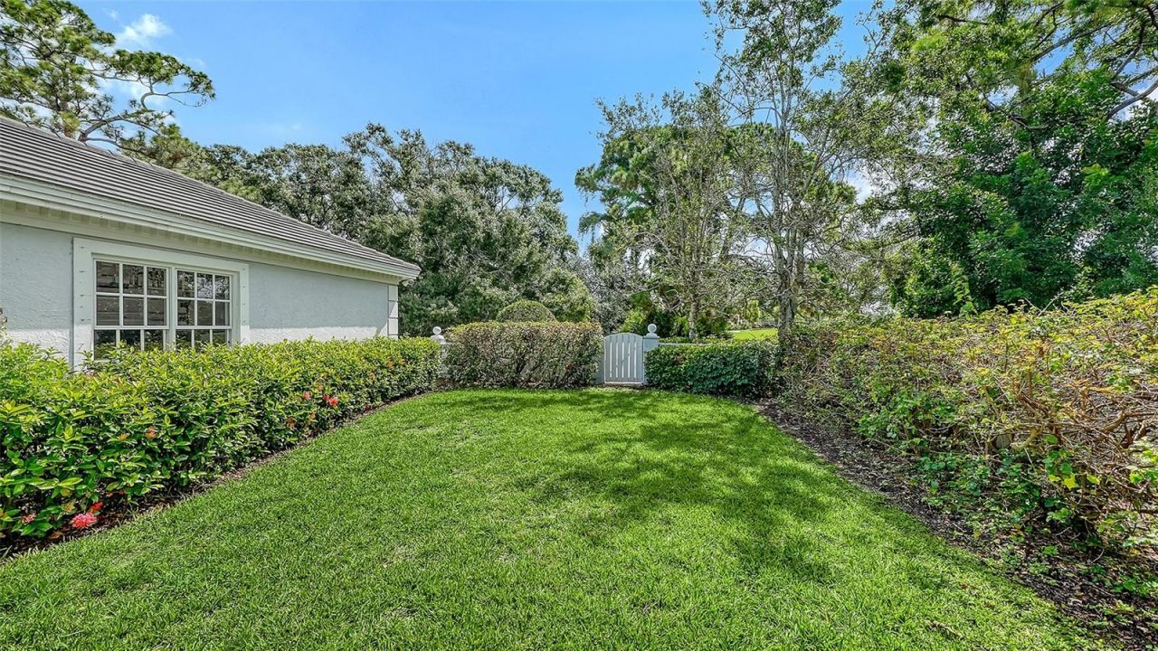 916 Macewen Drive, Osprey, FL 34229 Photo