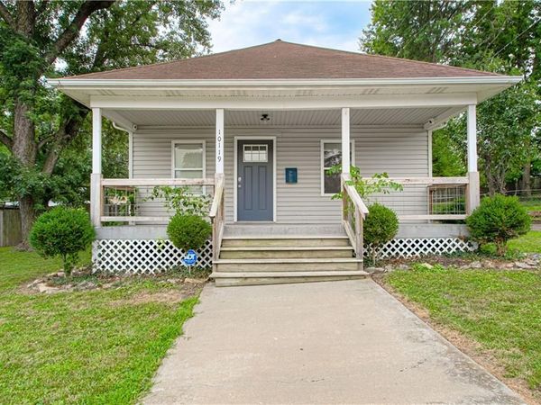 10119 E Lexington Avenue, Independence, MO 64053