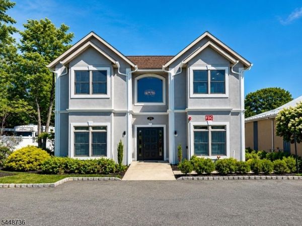 230 Passaic Ave, Fairfield, NJ 07004