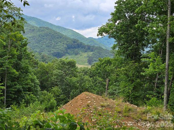 52 Lantern Ridge , Maggie Valley, NC 28751