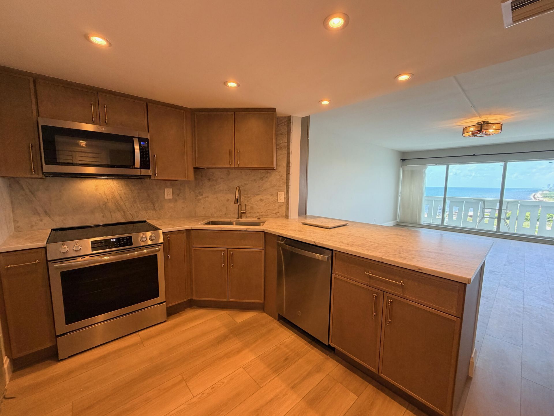 2100 S Ocean Drive, Unit 16H, Fort Lauderdale, FL 33316 Photo