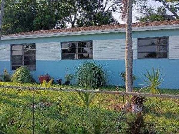 2731 NW 16TH Court, Fort Lauderdale, FL 33311