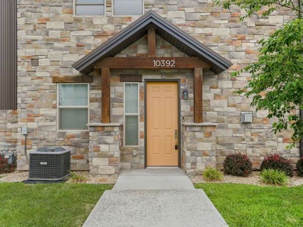 10392 S BEETDIGGER BLVD E, Sandy, UT 84070