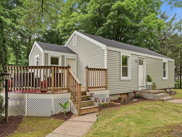 92 Sylvan Lane, Agawam, MA 01030