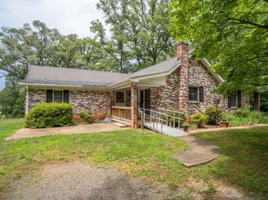 925 DURRETT RIDGE RD, EARLYSVILLE, VA 22936