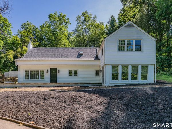 49 Old Middle , Brookfield, CT 06804