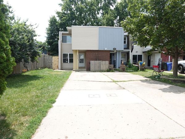 2021 BERKSHIRE Circle , Unit A, Carpentersville, IL 60110